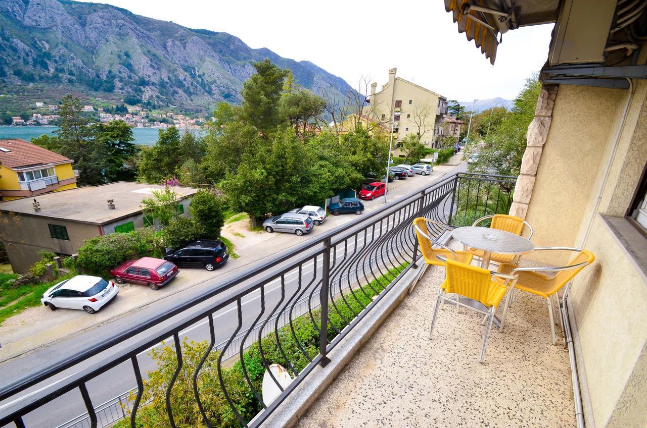 Central Apartment Kotor Dış mekan fotoğraf