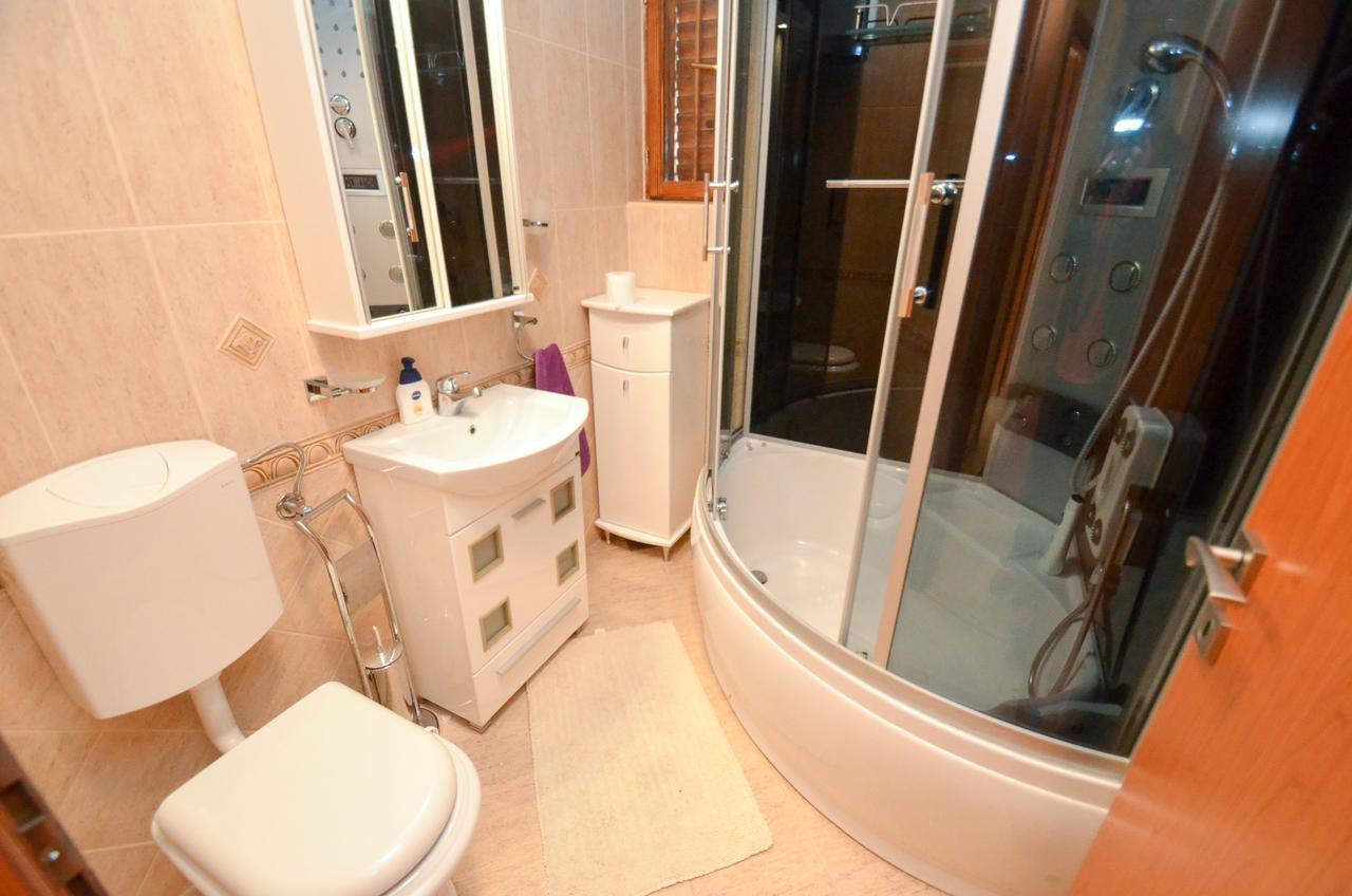 Central Apartment Kotor Dış mekan fotoğraf